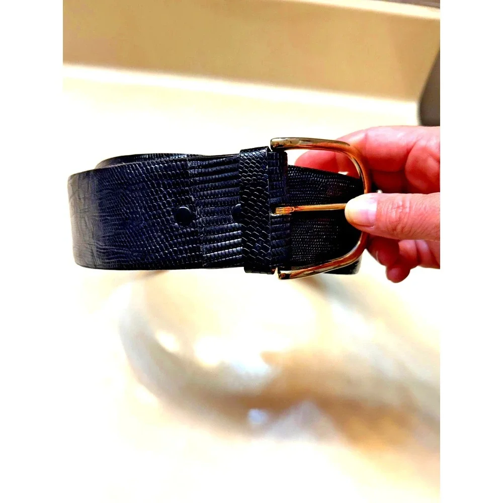 CEINTURES Black Genuine Lizard Belt Womens Size 28 Gold Buckle Nice Addition!!